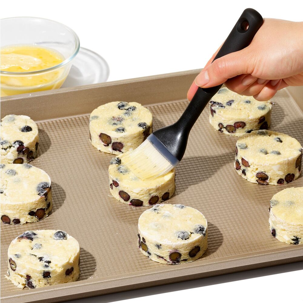 OXO Good Grips Silicone Pastry Brush P3