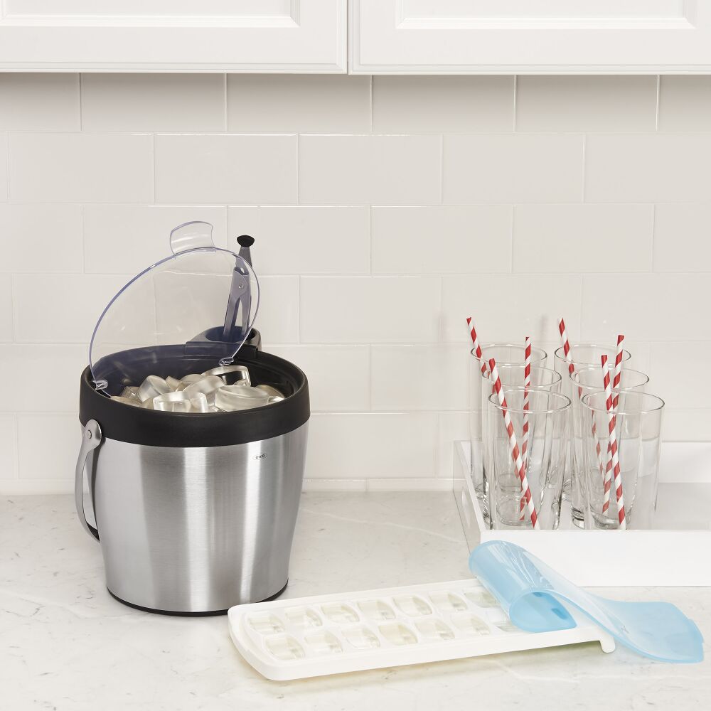 No-Spill Ice Cube Tray N9