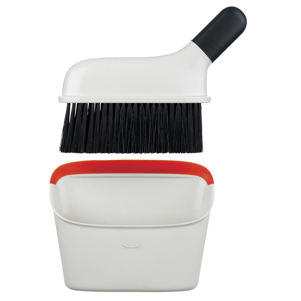 Compact Dustpan & Brush Set O4