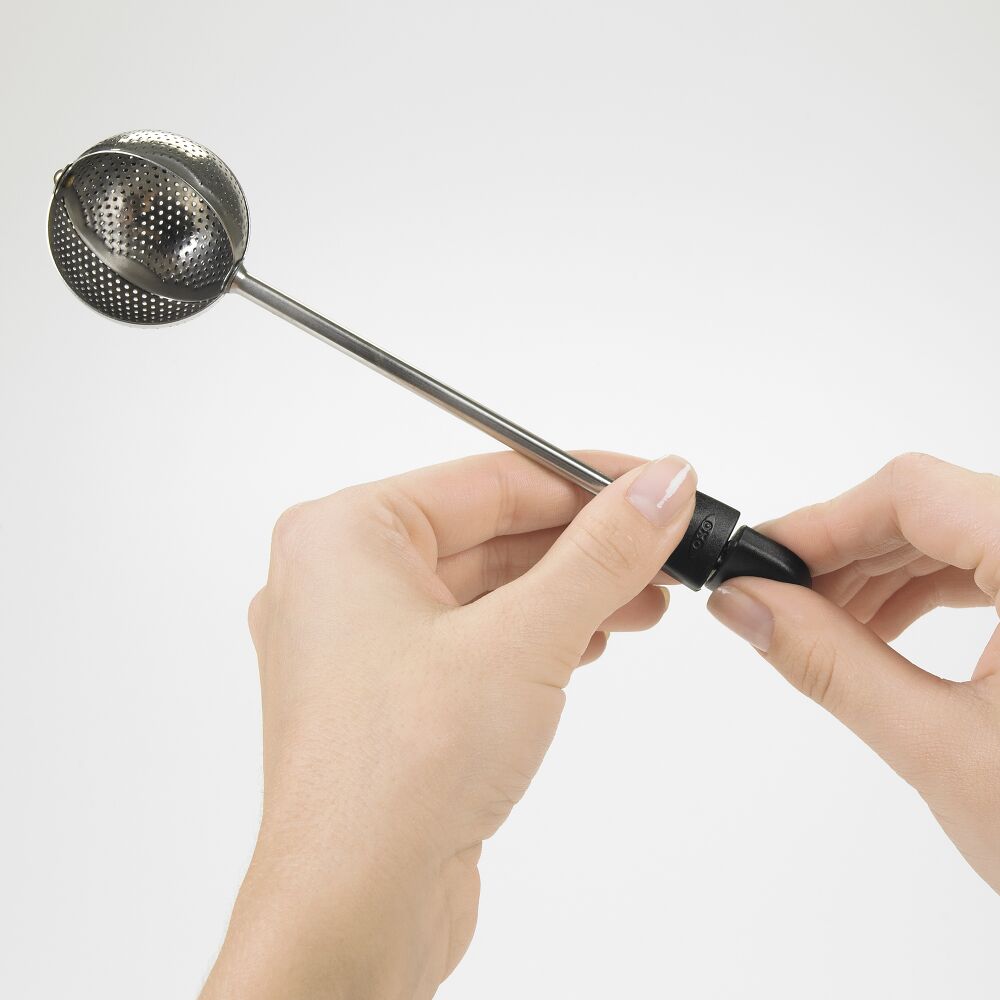 Twisting Tea Ball K4