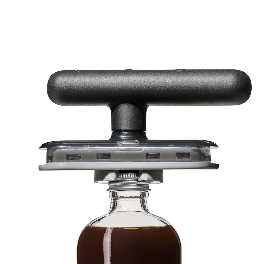 Twisting Jar Opener With Basepad I2