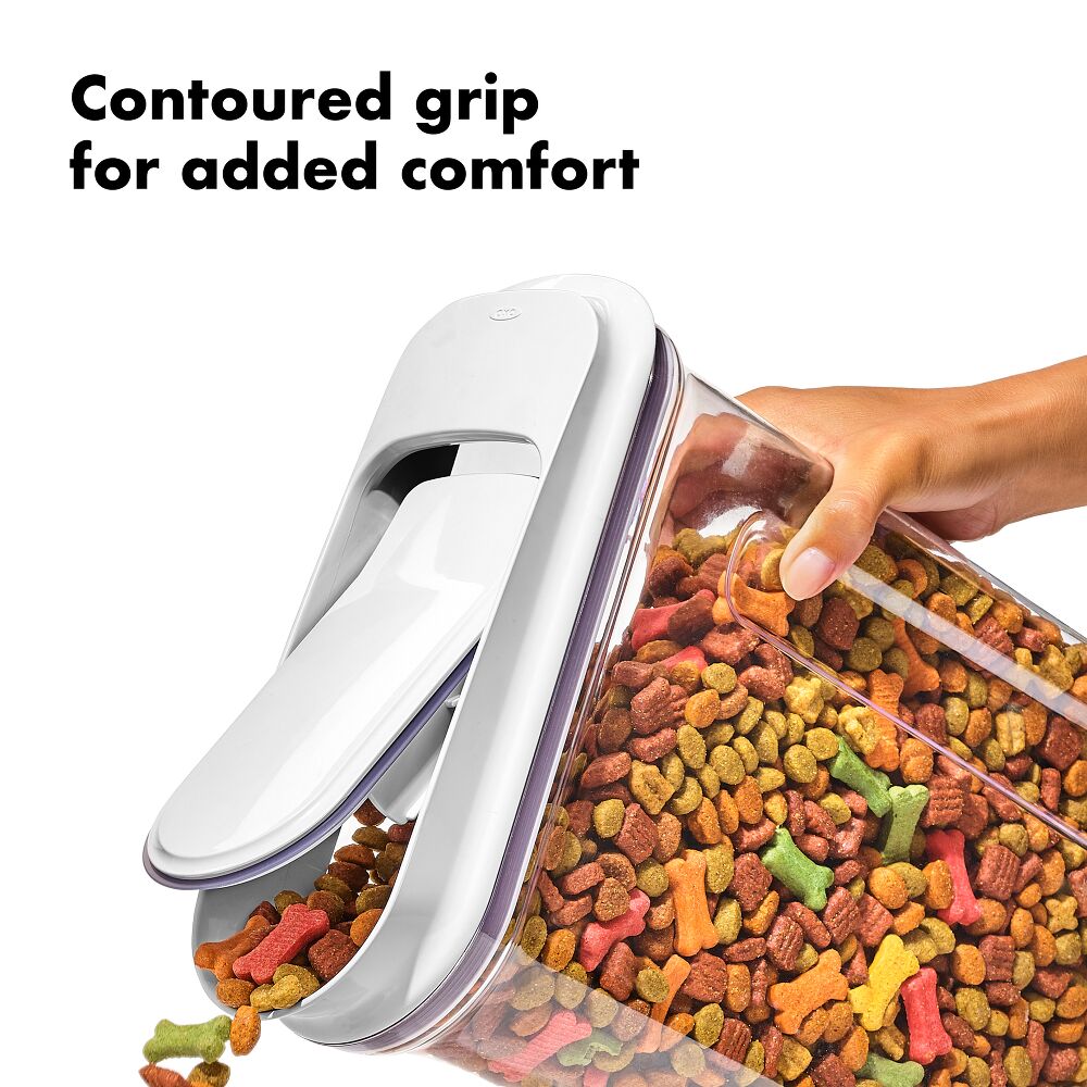 OXO Good Grips Pet Food Dispenser - 4.5 Qt/4.3 L Q1