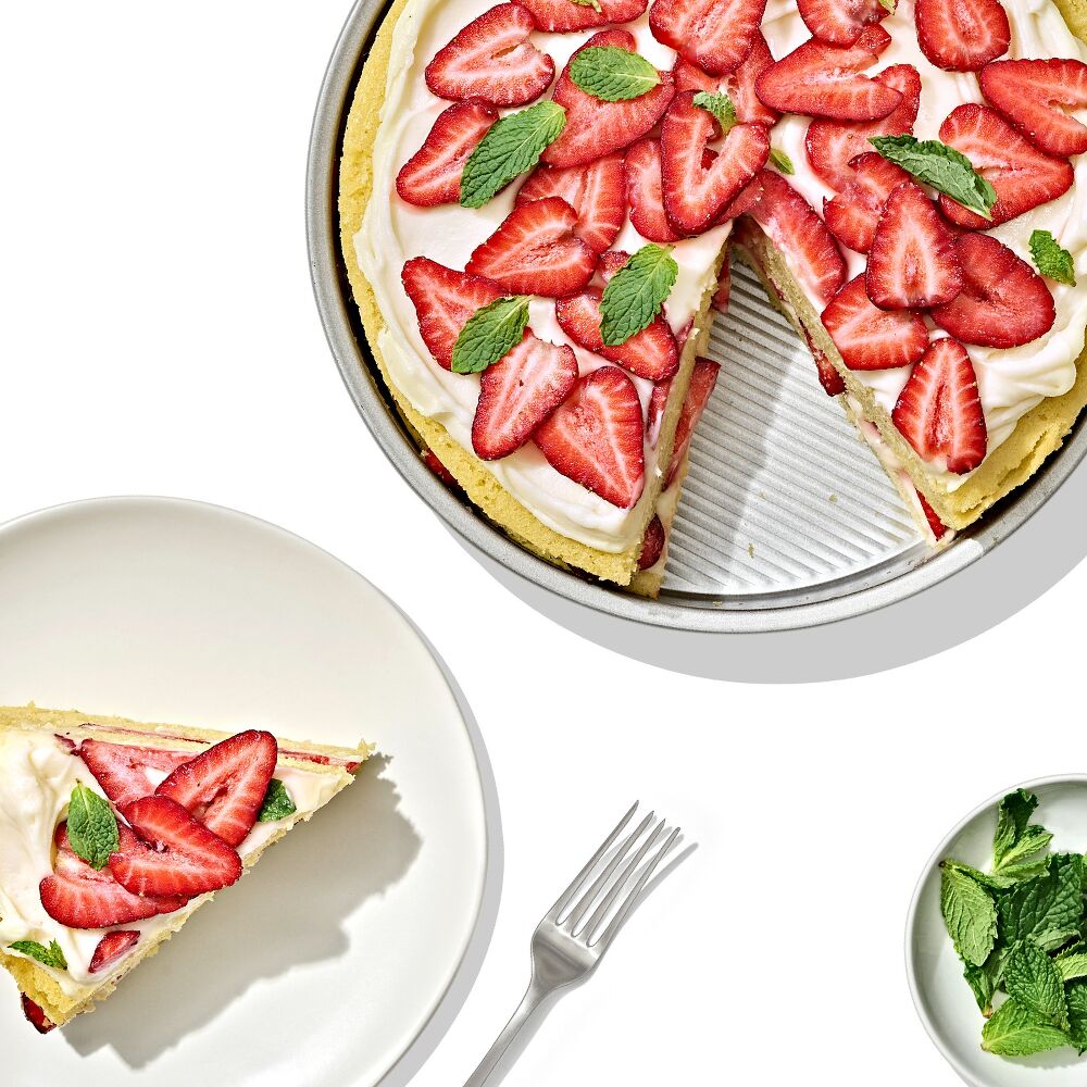 Non-Stick Pro Clear Coated 9 In Round Cake Pan R2