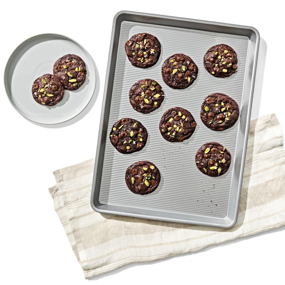 Non-Stick Pro Clear Coated Half Sheet Pan D6