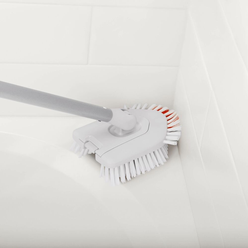 Extendable Tub & Tile Brush T2