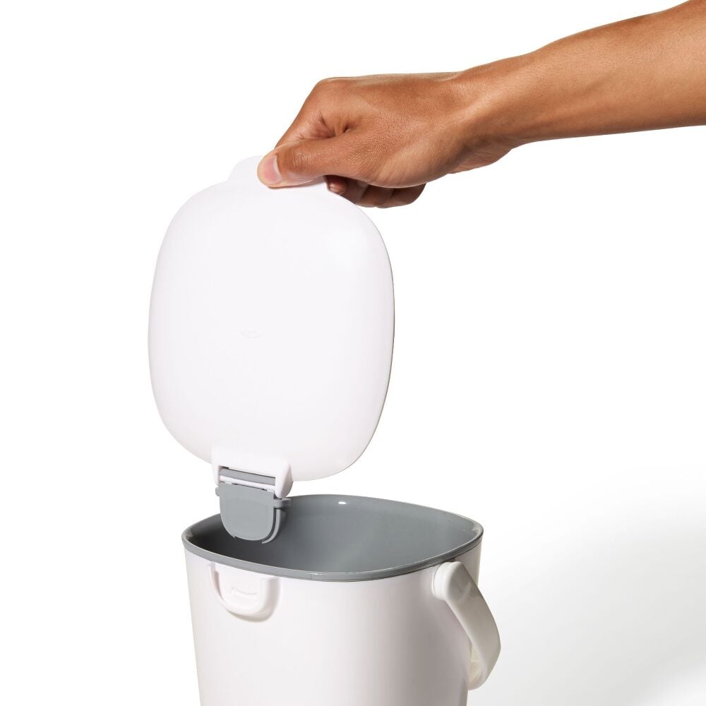 Easy-Clean Compost Bin - 0.75 Gal E7