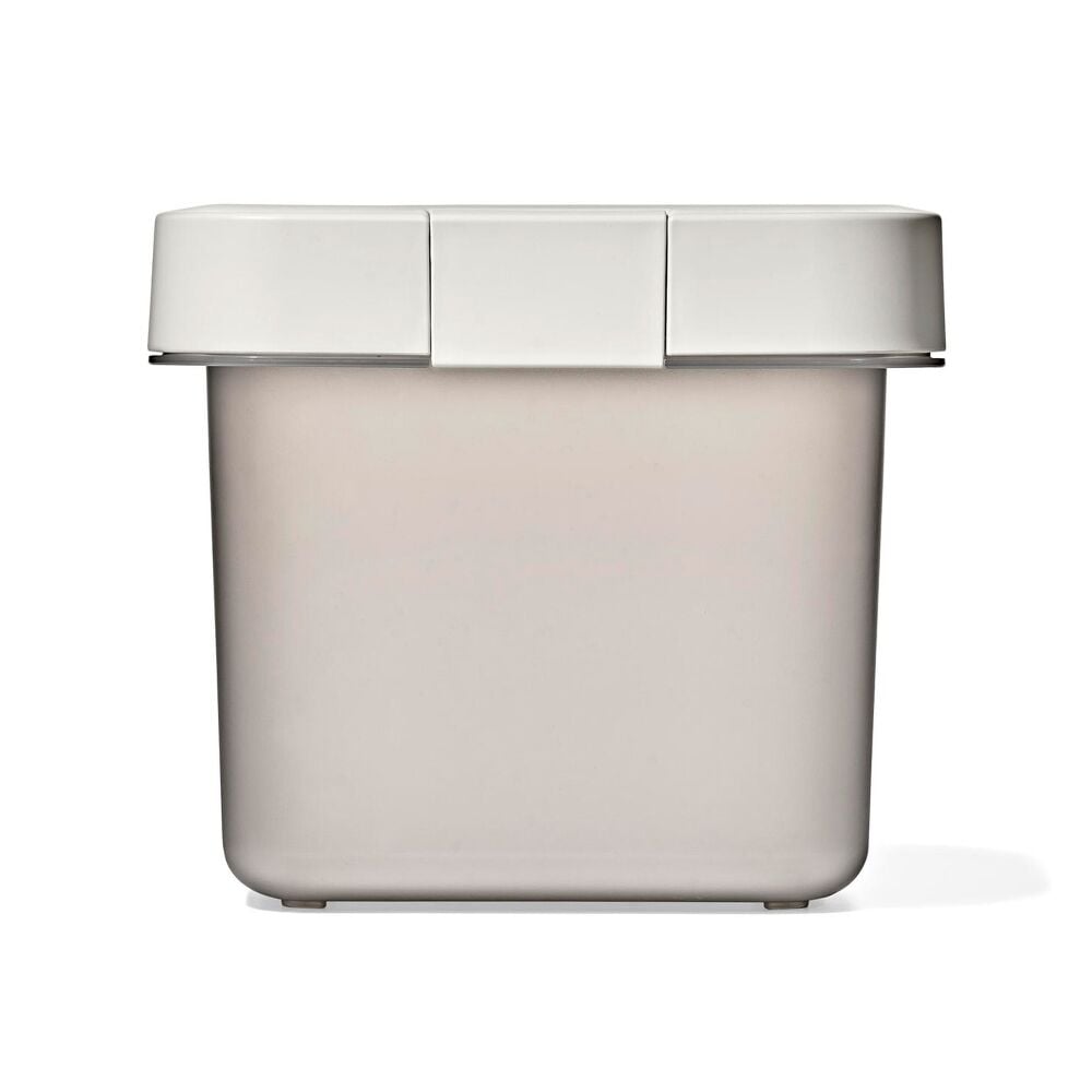 OXO Pet Airtight Food Container with Scoop — Small Y8