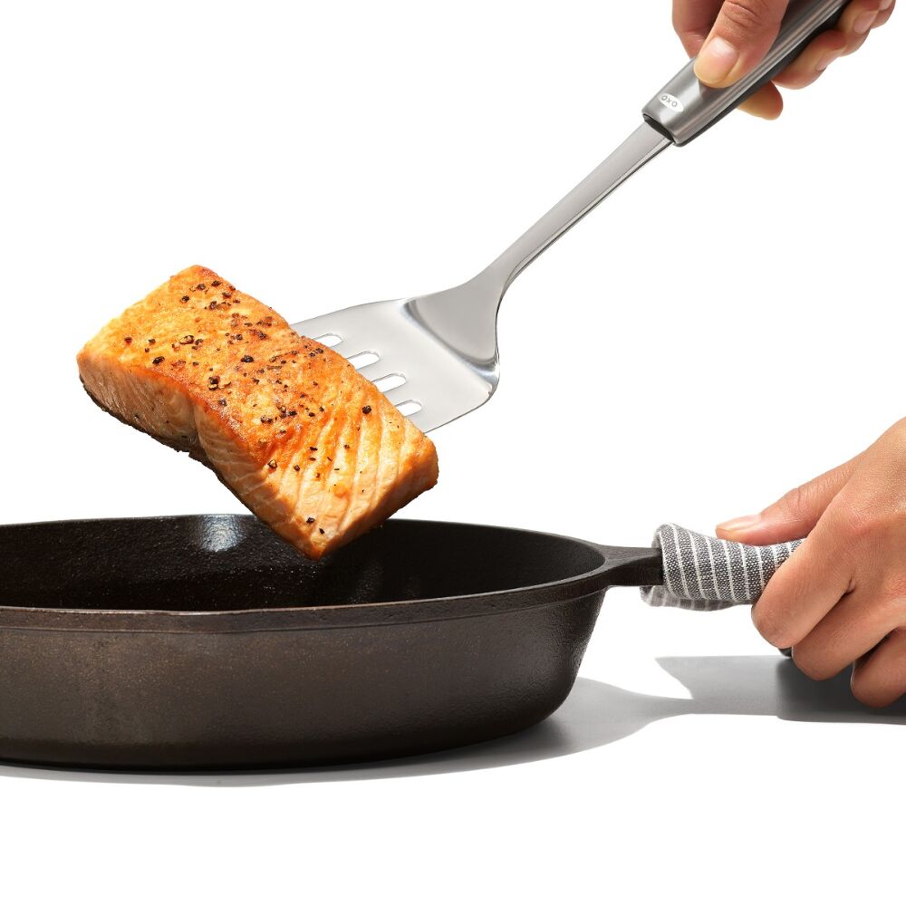 OXO Steel Cooking Turner H1