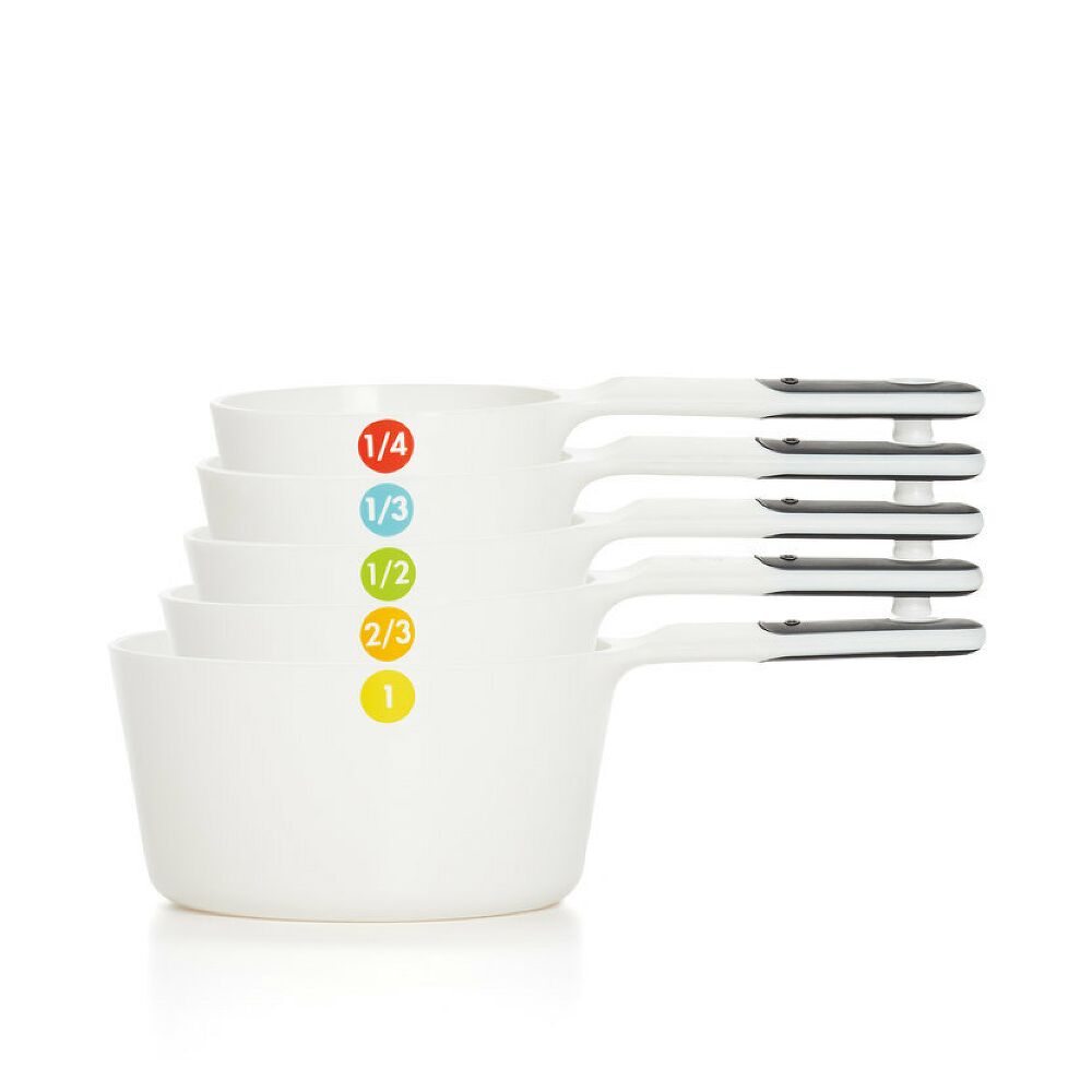 6 Piece Plastic Measuring Cups M6