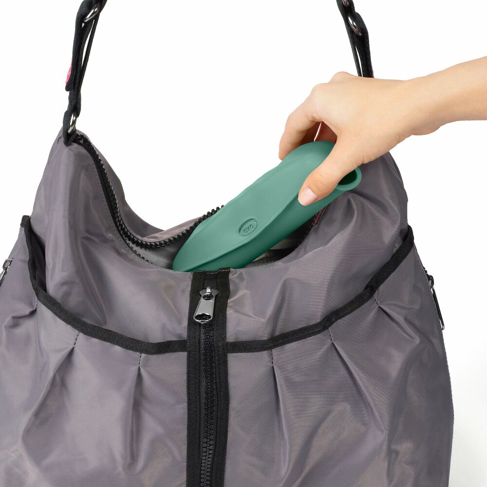 Roll-Up Bib Set C5