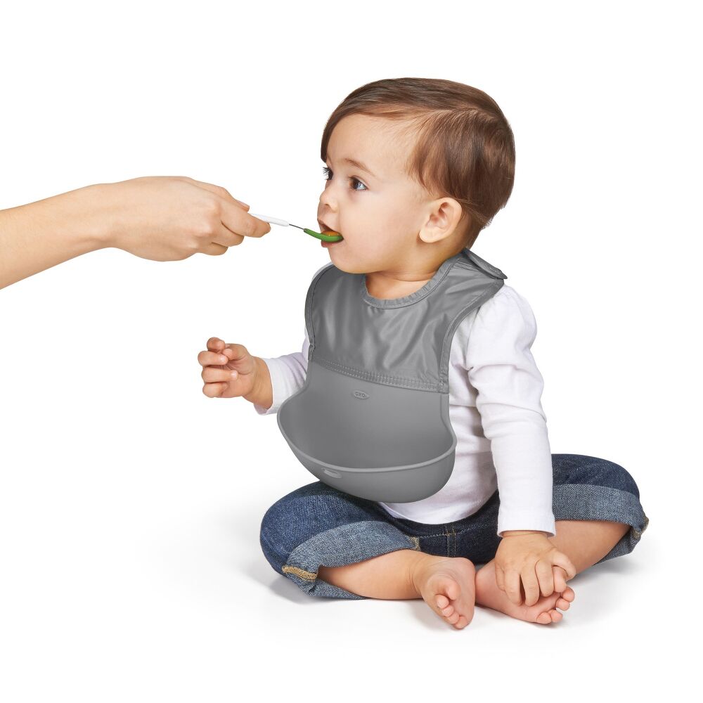 Roll-Up Bib Set C5