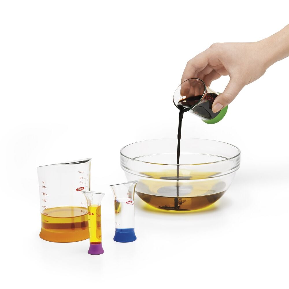 7 Piece Liquid Measuring Beaker Set M4