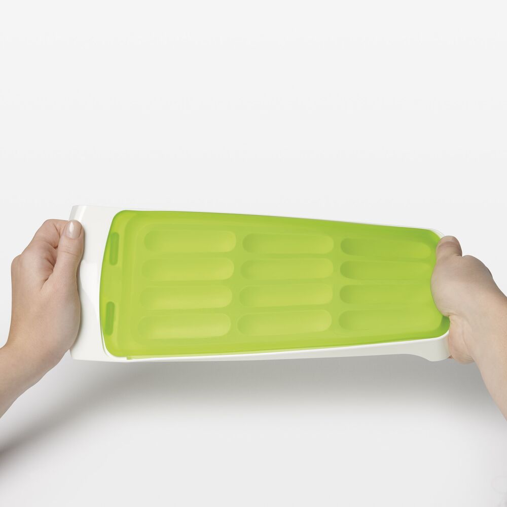 No-Spill Ice Stick Tray D5
