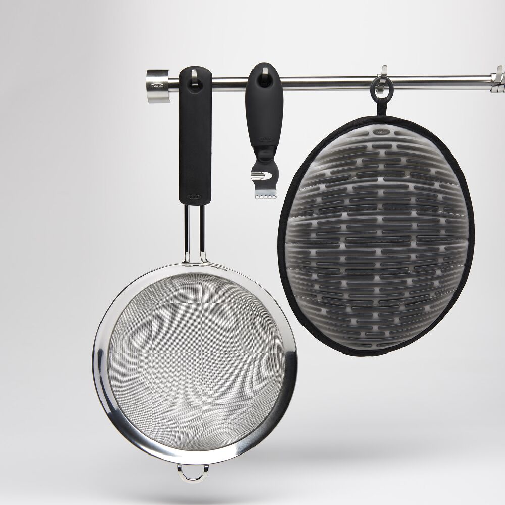 6" Strainer V0