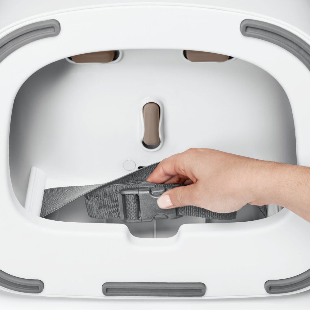 Nest Booster Seat with Removable Cushion U5