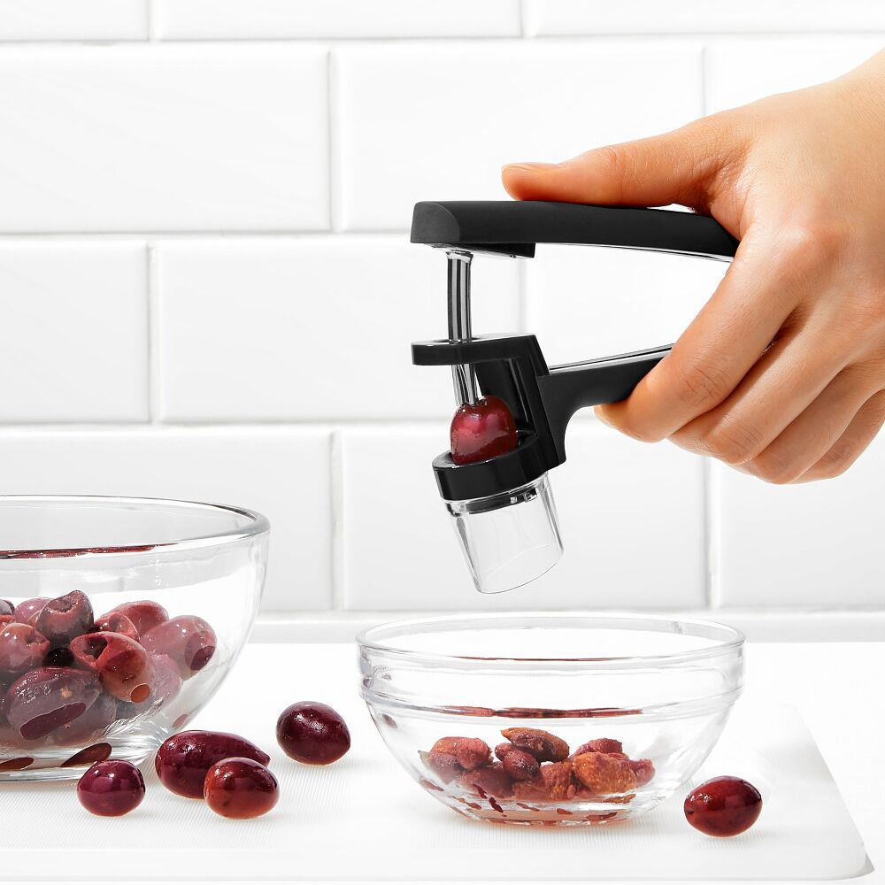 Cherry & Olive Pitter - Black R4