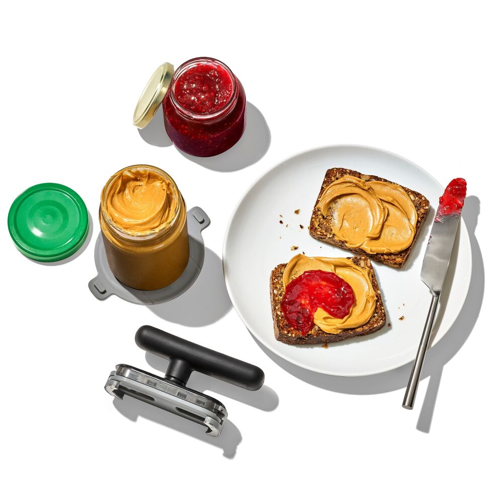 Twisting Jar Opener With Basepad I2