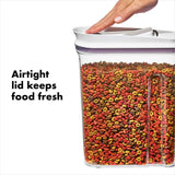 OXO Good Grips Pet Food Dispenser - 4.5 Qt/4.3 L Q1