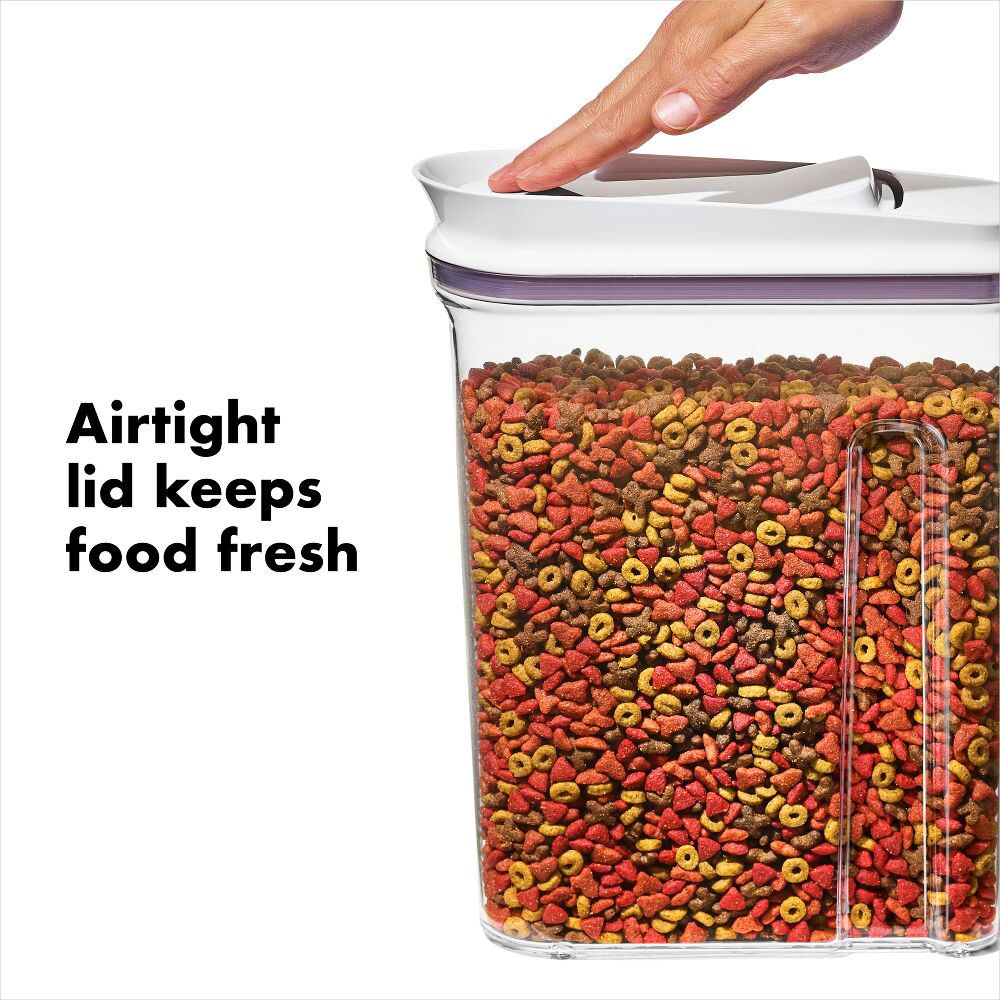 OXO Good Grips Pet Food Dispenser - 4.5 Qt/4.3 L Q1