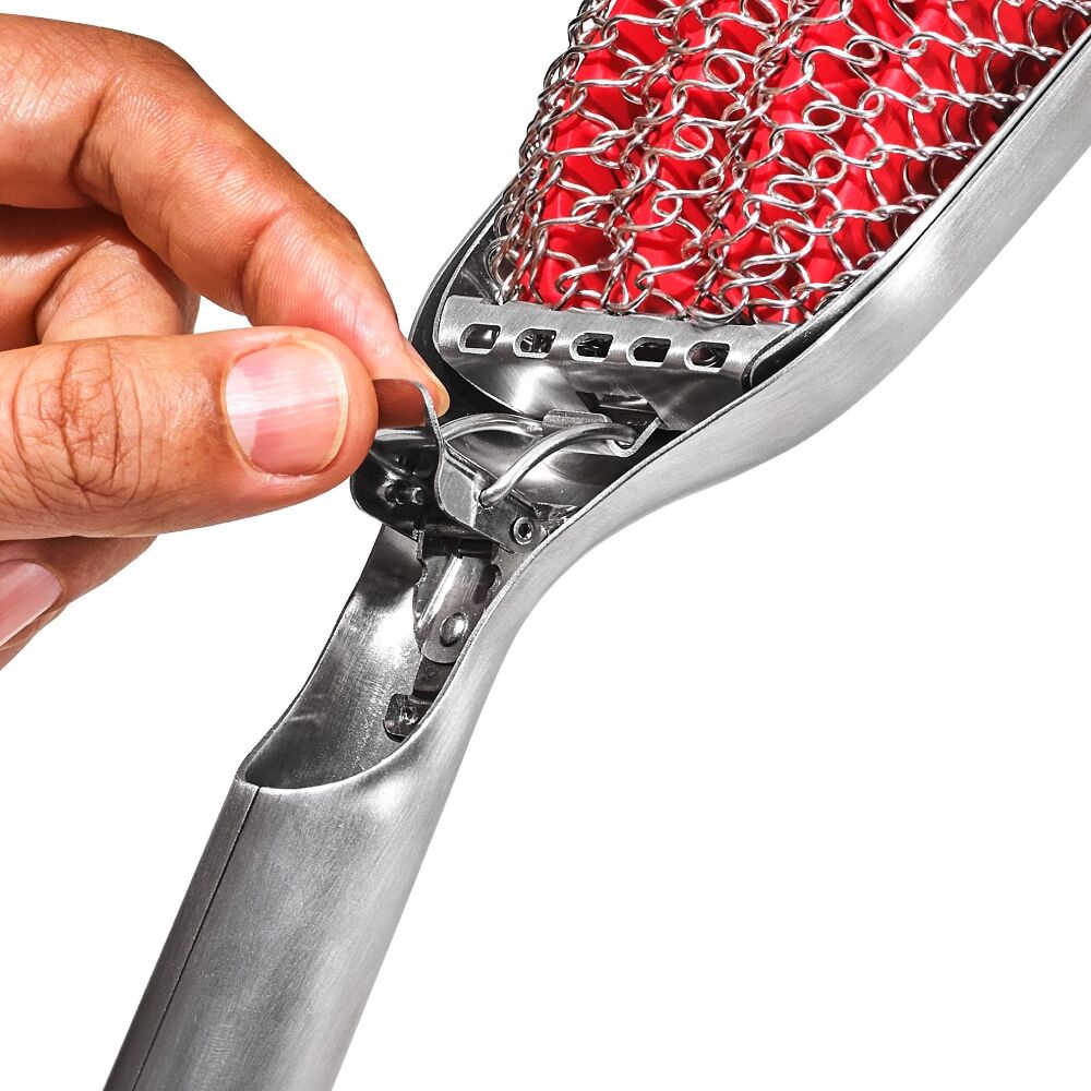 Coiled Grill Brush With Replaceable Head G9