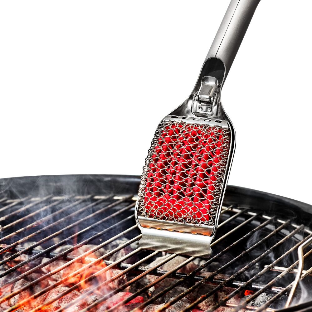 Coiled Grill Brush With Replaceable Head G9