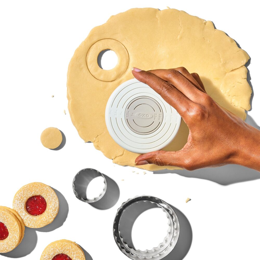 Double-Sided Cookie and Biscuit Cutter R2