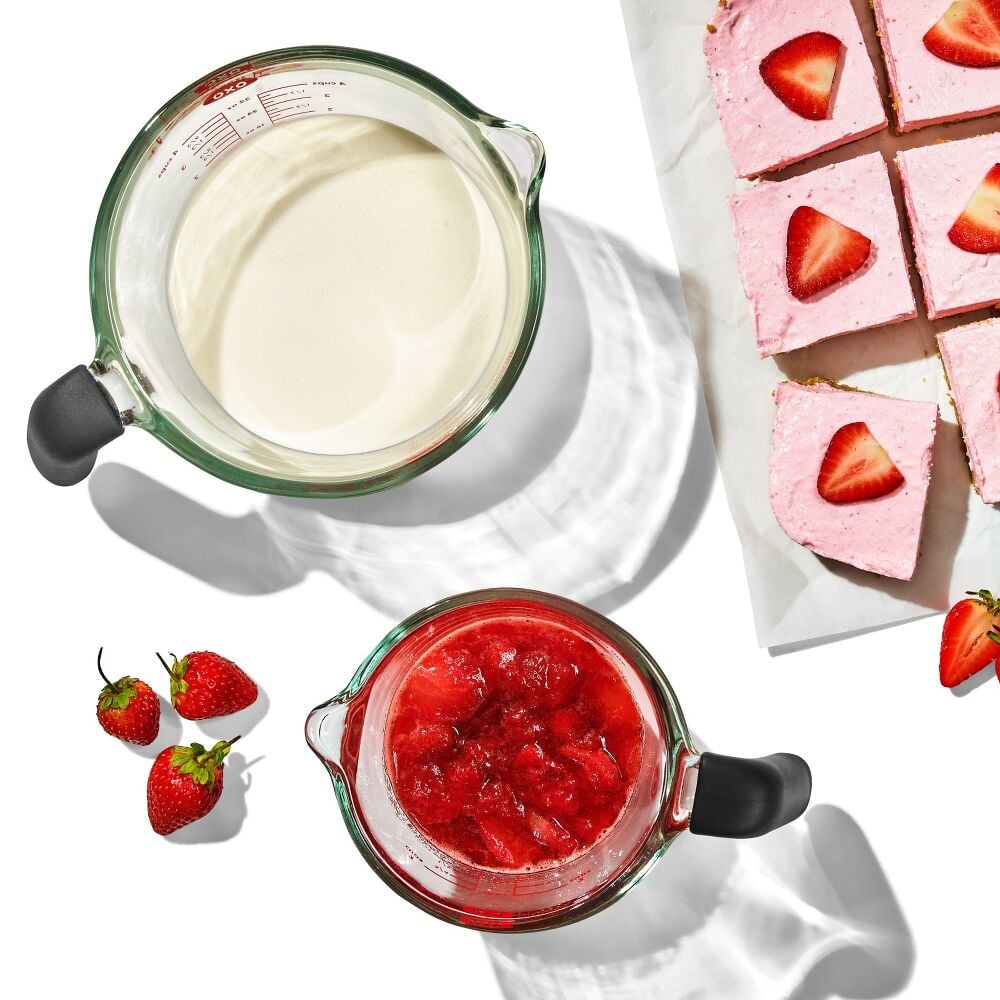 4 Cup Glass Measuring Cup F5
