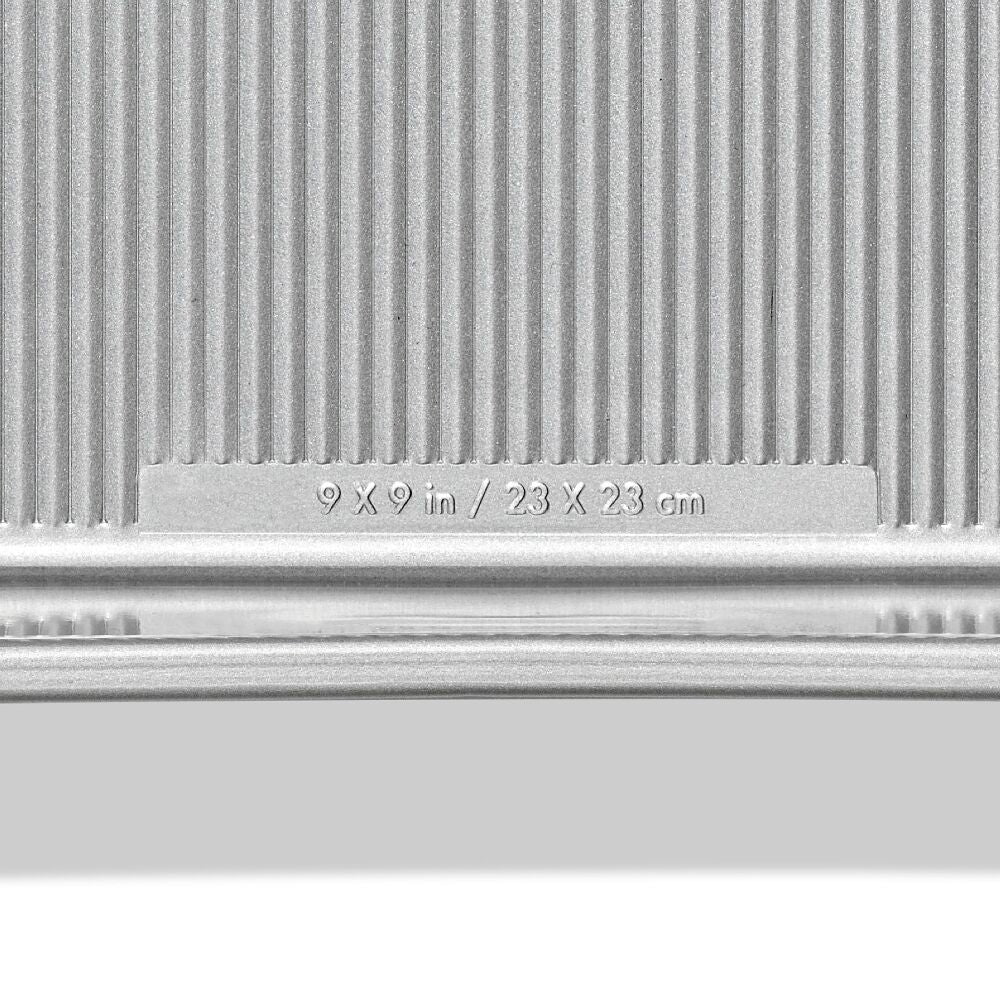 Nonstick Pro Clear Coated 9 In Square Cake Pan D5