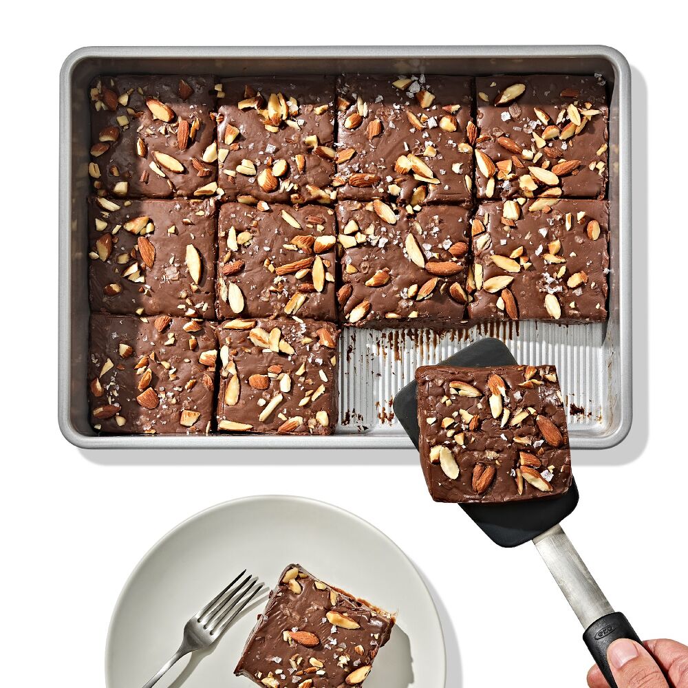 Non-Stick Pro Clear Coated 9 In x 13 In Cake Pan Y7