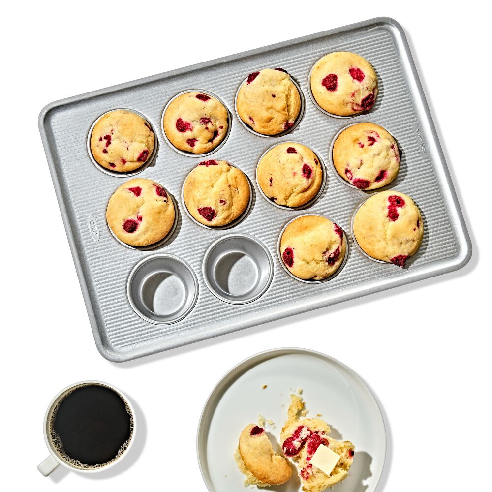 Nonstick Pro Clear Coated 12 Cup Muffin Pan K5