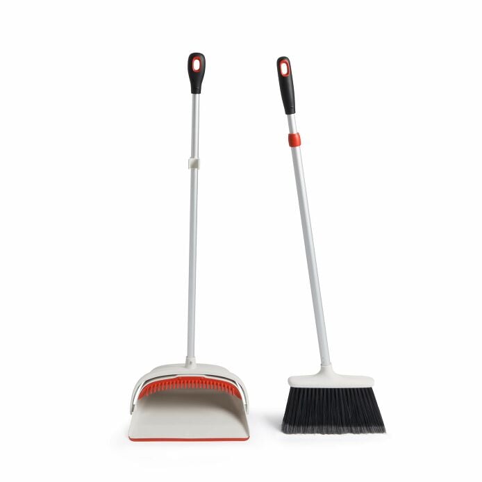 Large Sweep Set with Extendable Broom E0
