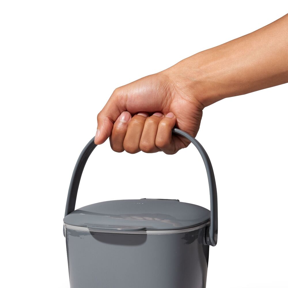 Easy-Clean Compost Bin - 0.75 Gal E7