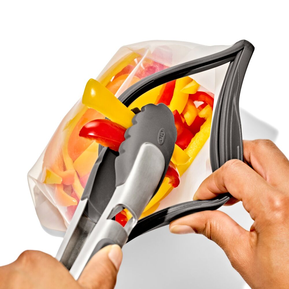 Outdoor Silicone Reusable Stand Up Bag Quart (32 oz) B1