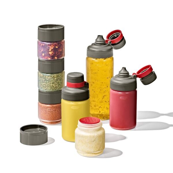 Outdoor 7-Piece Spice Shaker & Squeeze Bottle Set A8