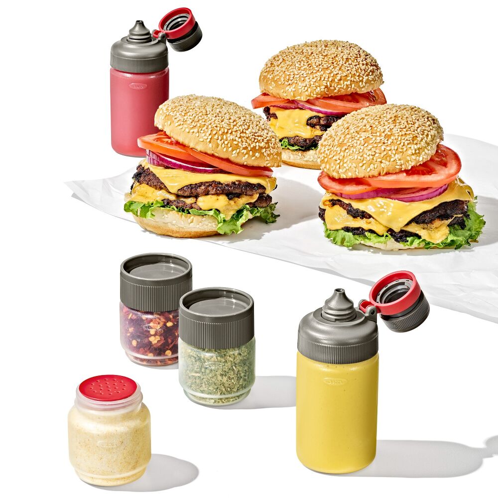Outdoor 7-Piece Spice Shaker & Squeeze Bottle Set A8