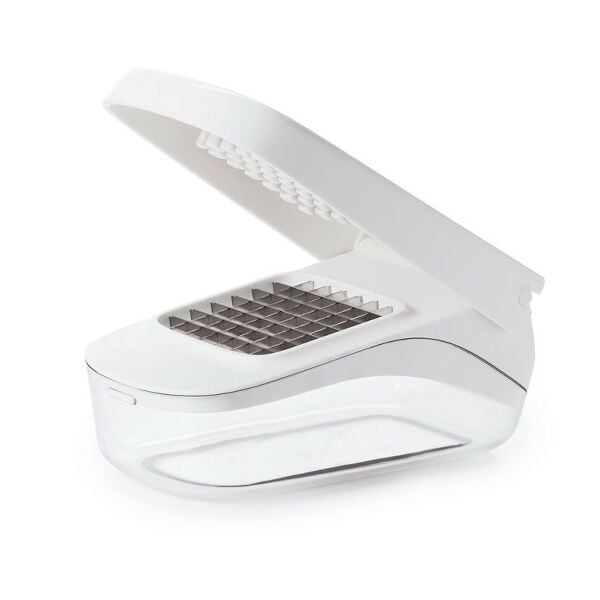 Vegetable Chopper with Easy-Pour Opening S7
