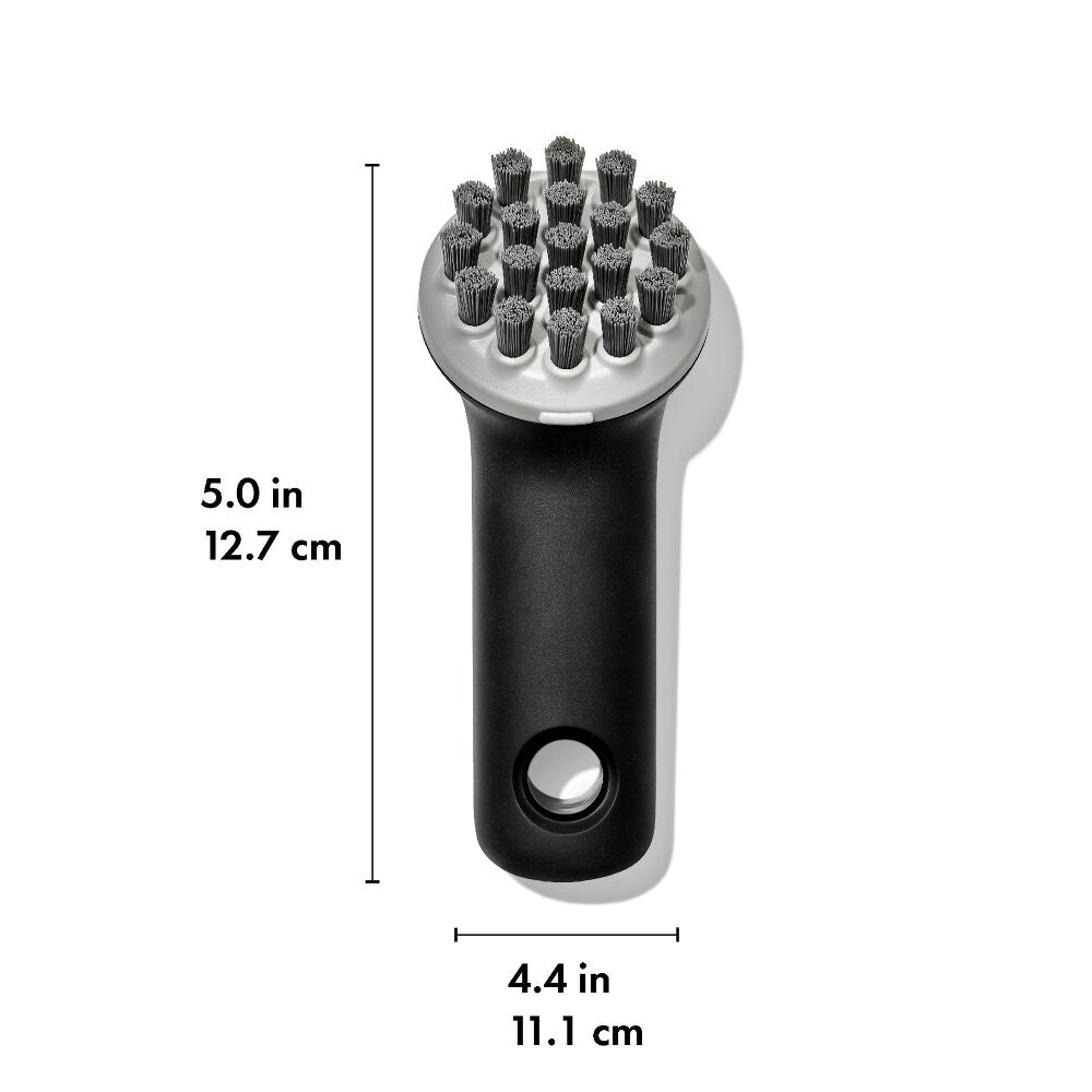 Cast Iron Brush D7