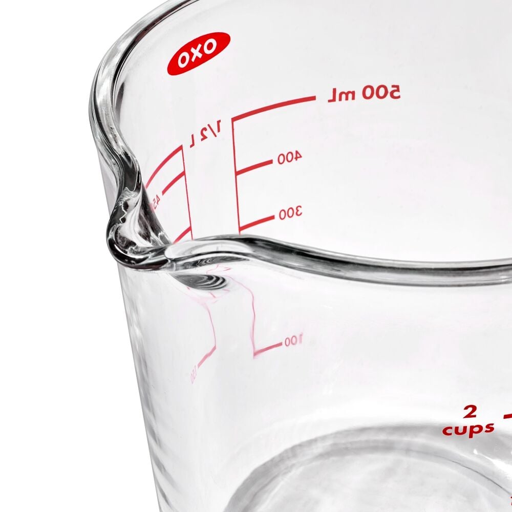 2 Cup Glass Measuring Cup with Lid A1