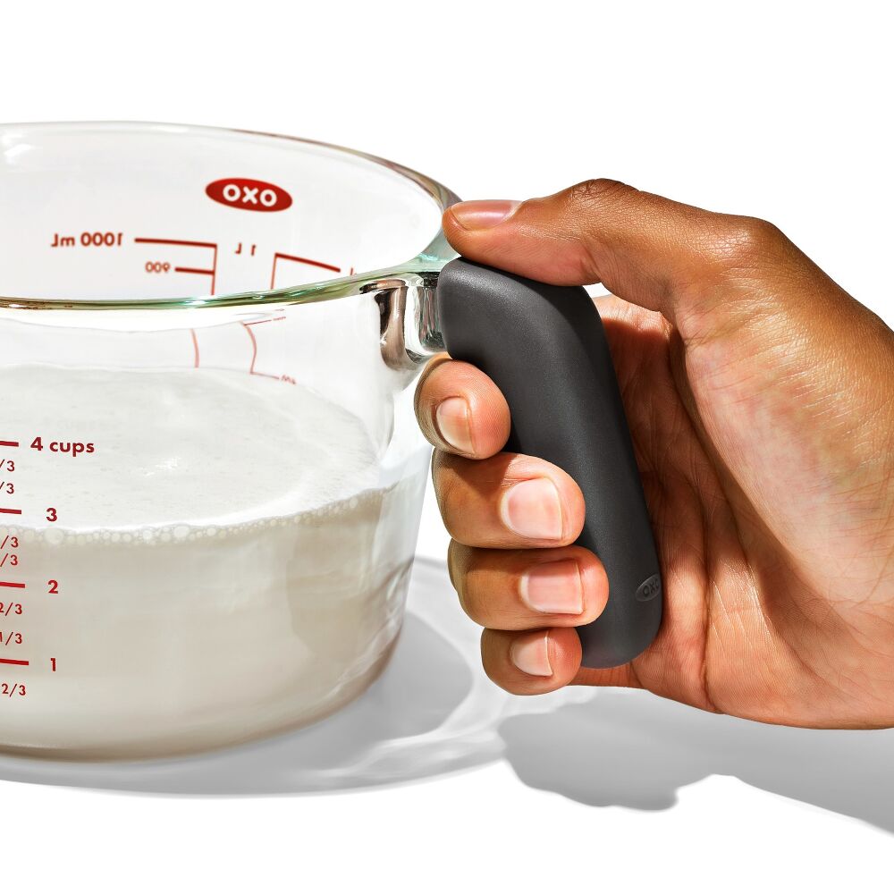 2-Cup and 4-Cup Glass Measuring Cup Set D0