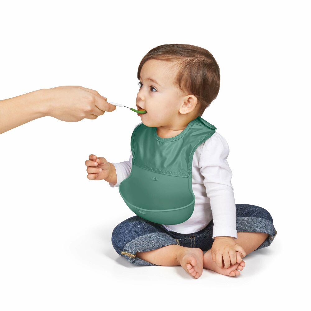 Roll-Up Bib Set C5